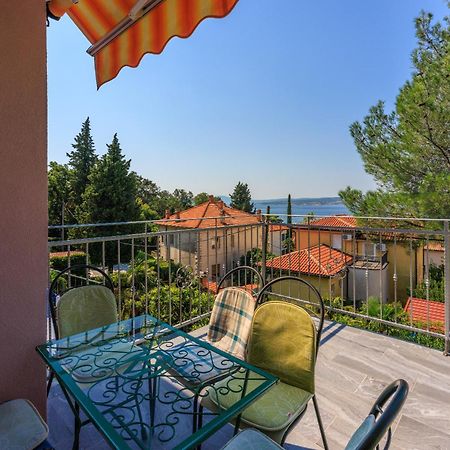 Jasminka Loncaric Apartment Crikvenica Exterior photo