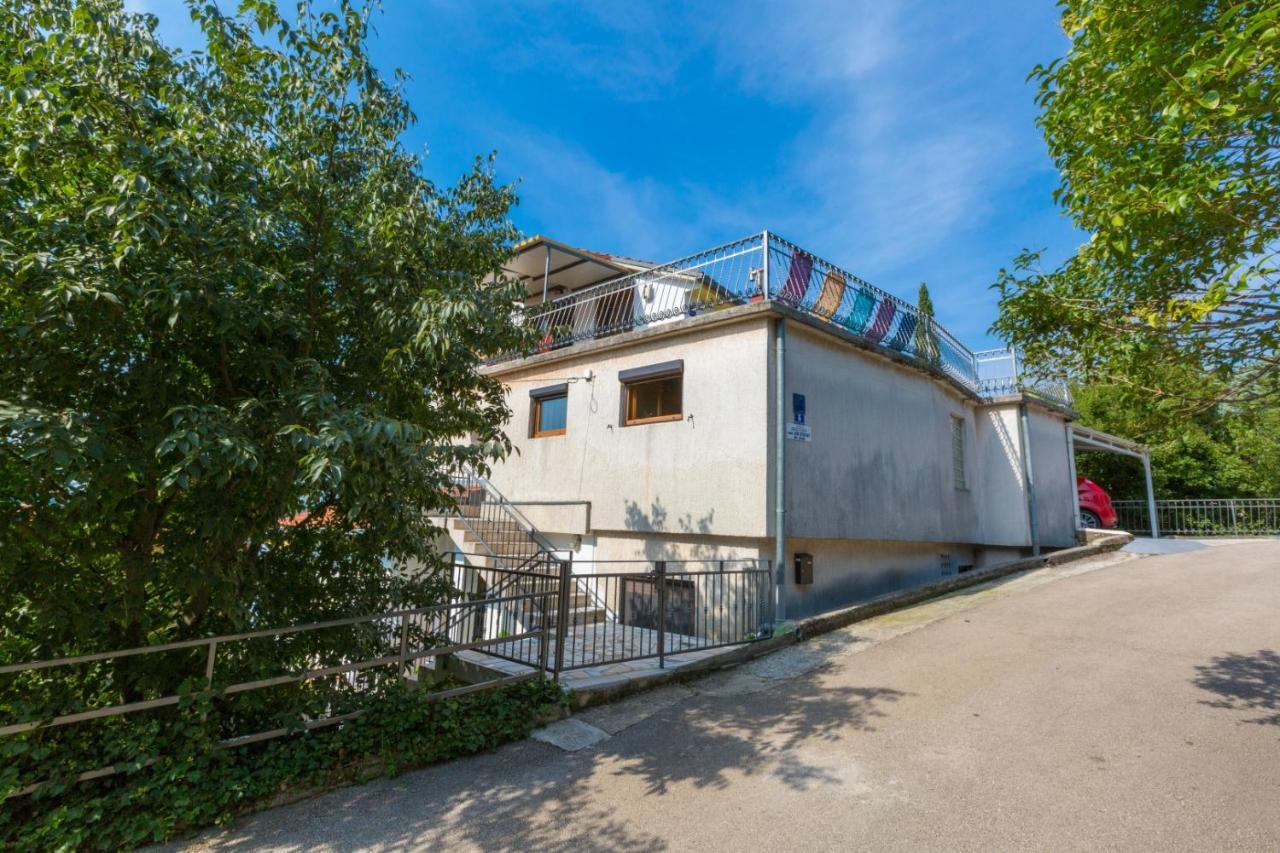 Jasminka Loncaric Apartment Crikvenica Exterior photo